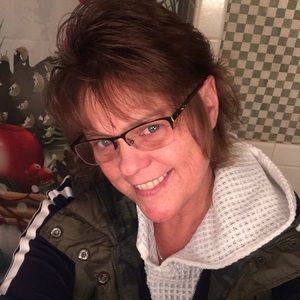 Meet your Posher, Carla